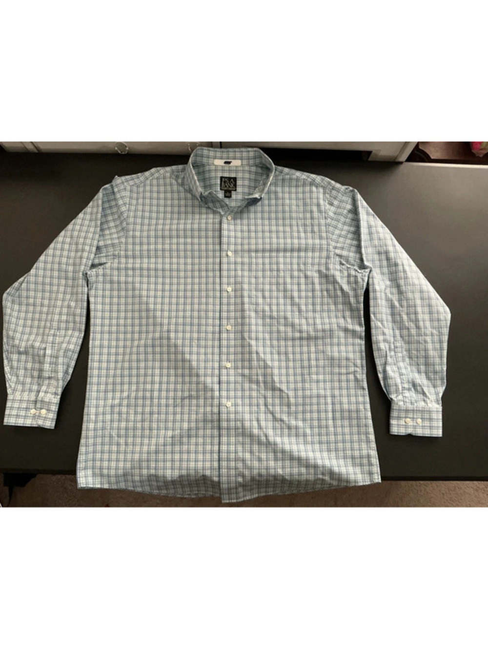 Jos. A Banks Travelers Collection Button Up Shirt